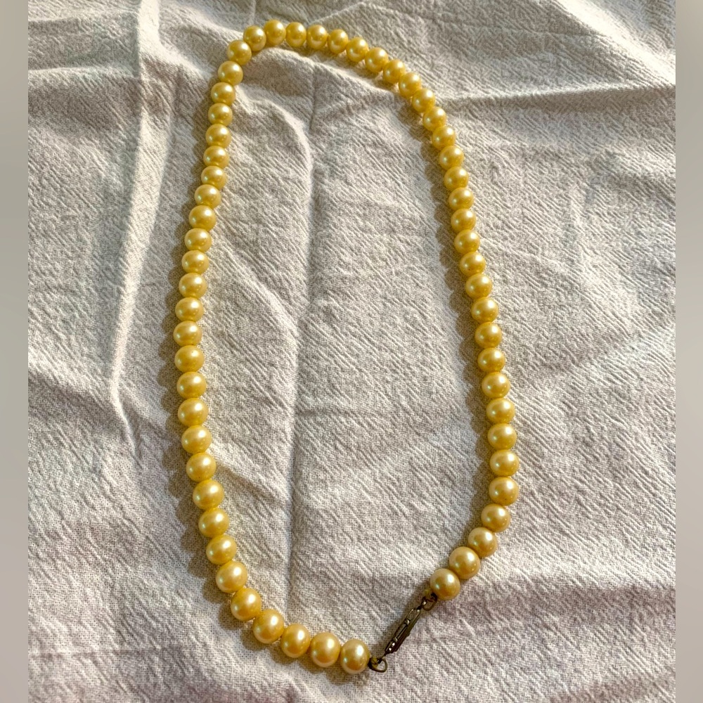 Pearl Beaded Necklace